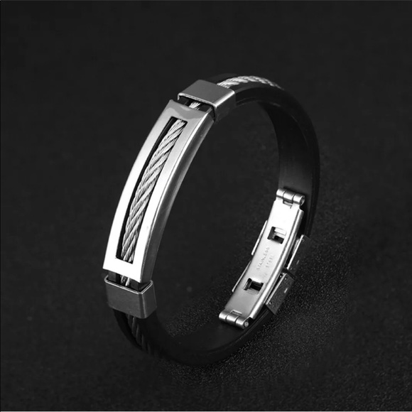 Men’s Stainless Steel Bracelet Black & Silver - Picture 5 of 8